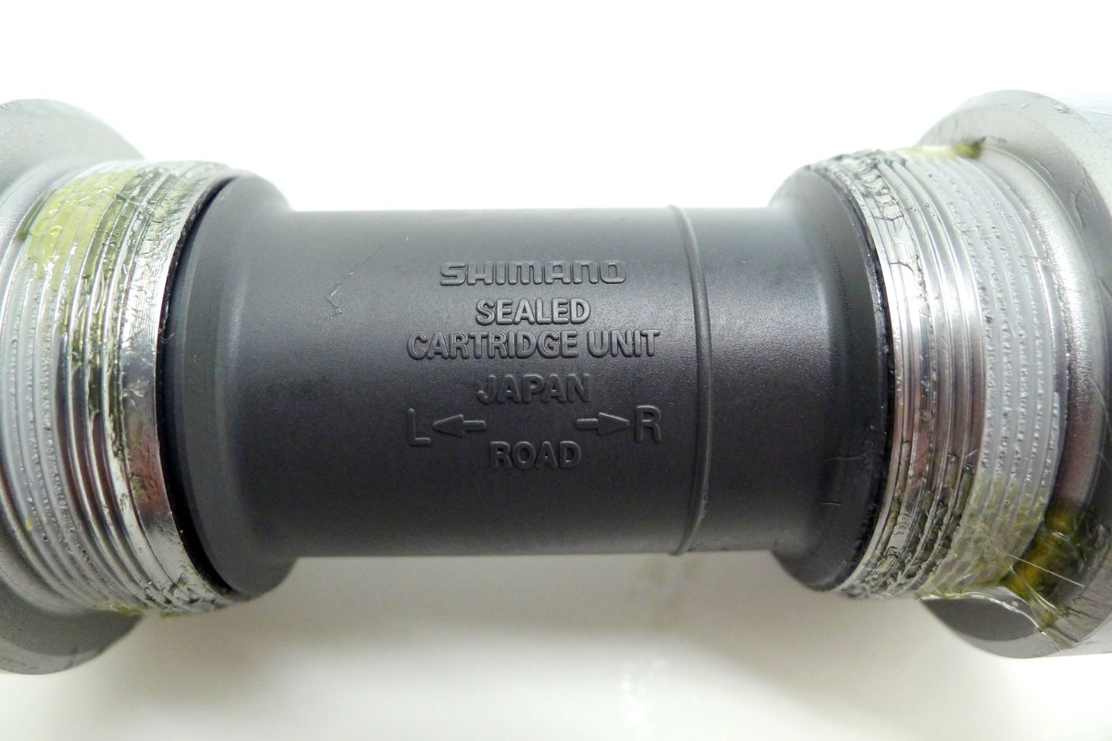 Shimano 105 SM-BB5700 BSA Bottom Bracket