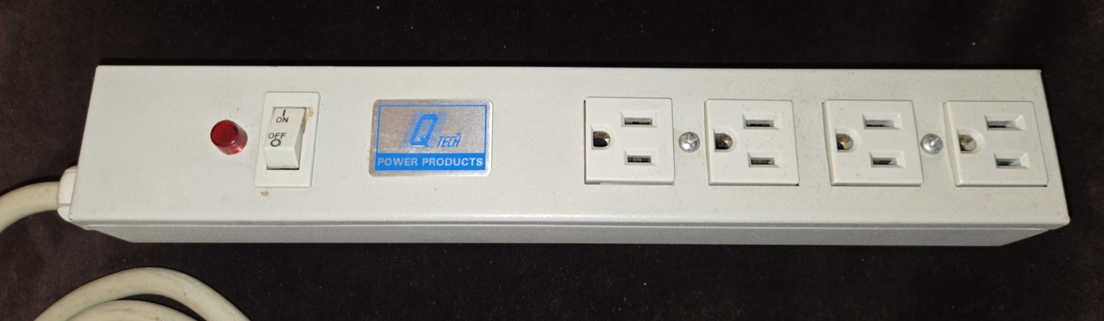 Perma Power  4 Outlet Surge Suppresor USA