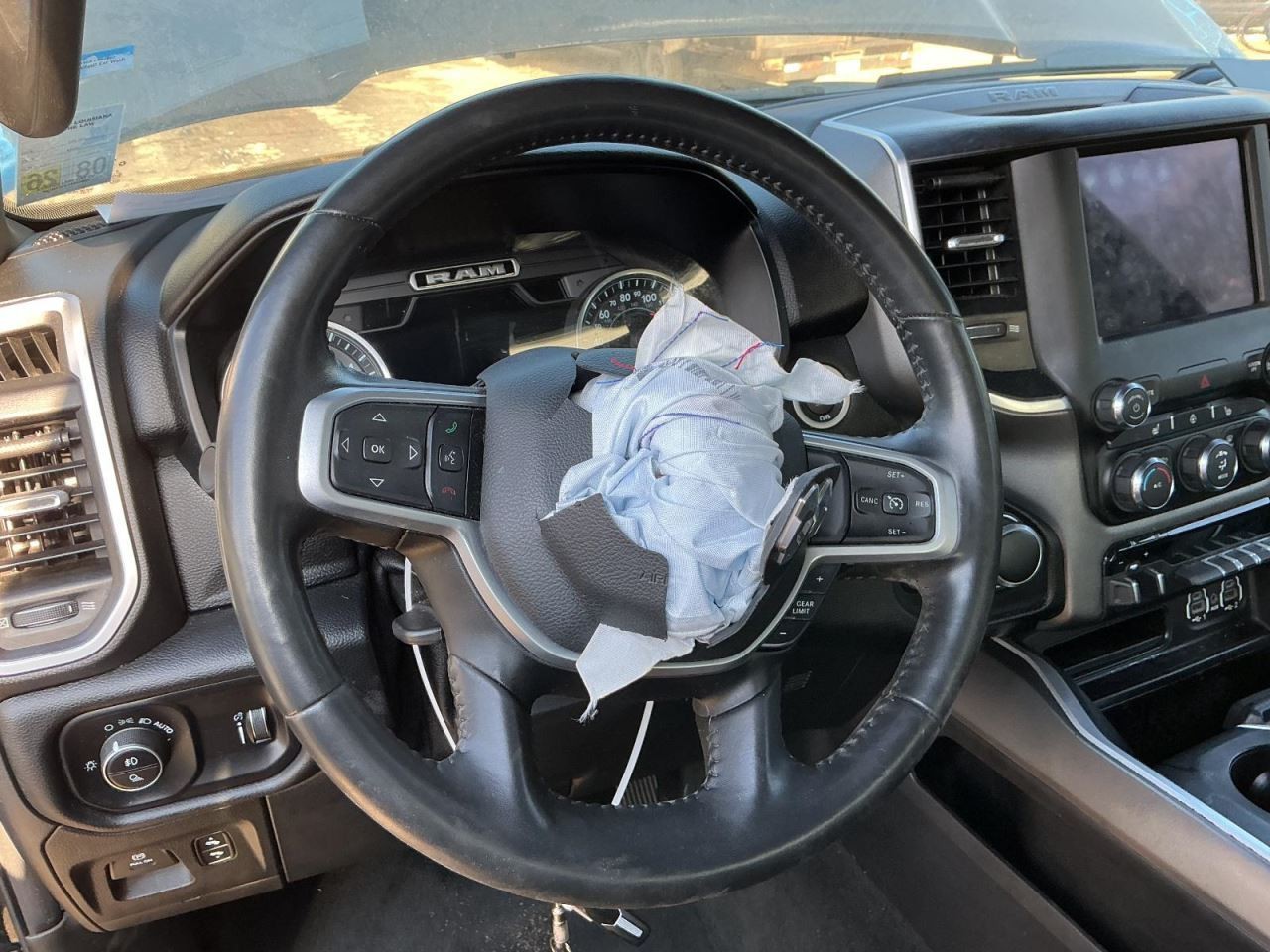 TDODR1500 2021 Glove Box 4944689