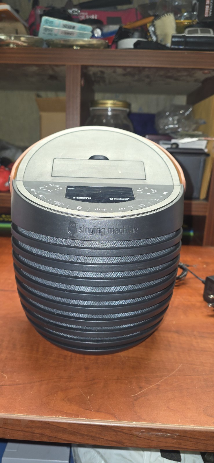 Singing Machine SingCast One karaoke system. No Microphone