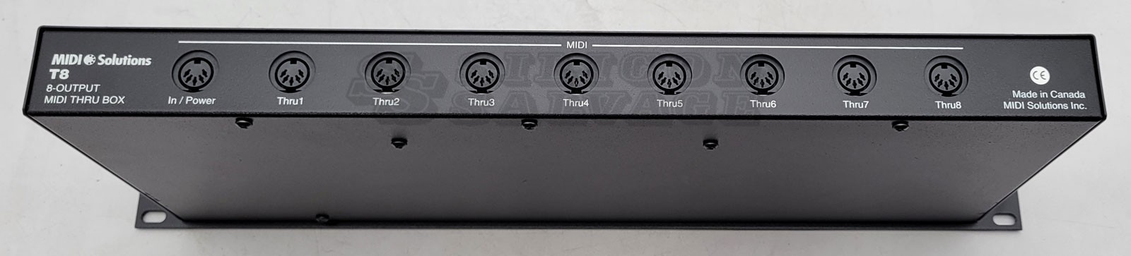 MIDI Solutions MultiVoltage T8 1-in 8-out MIDI Through Box