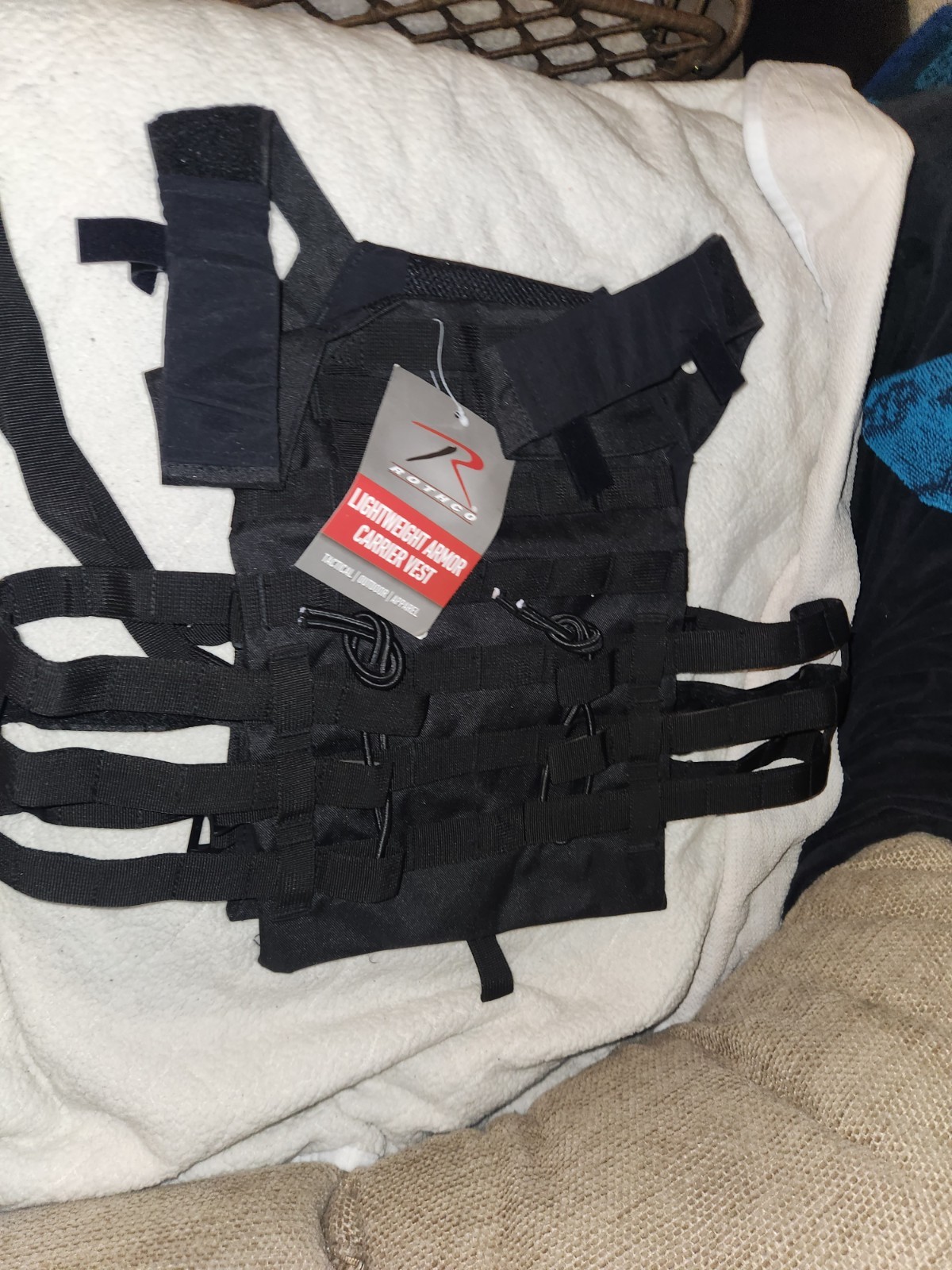 Rothco 55891 Lightweight Plate Carrier Vest - Black, Regular Size-BRAND NEW !!!