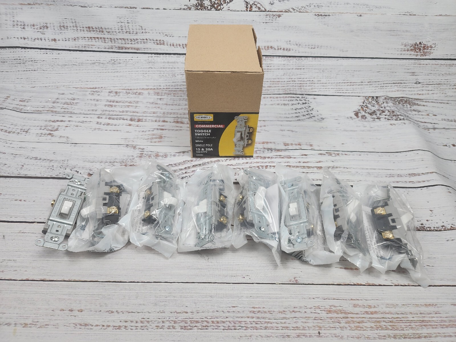 8 Pack Box Of Hubbell Single-Pole White Toggle Light Switches CSB120WZ NEW!