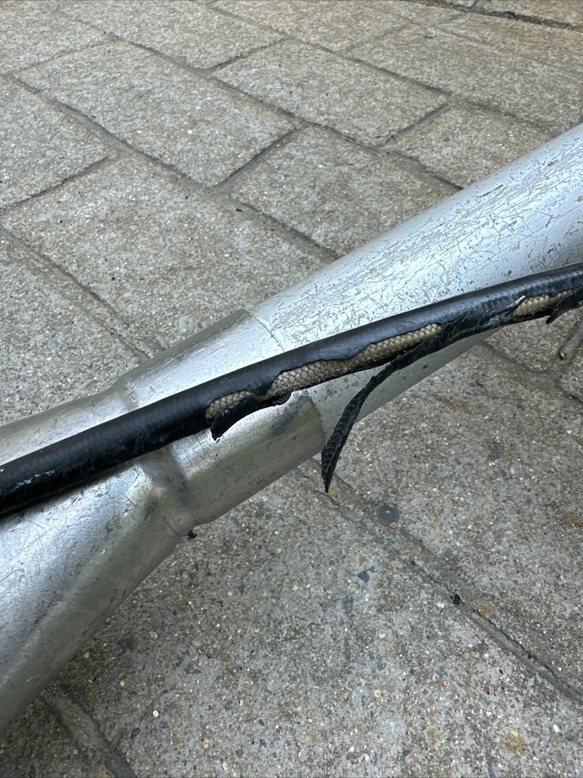 TILE, CARPET CLEANING, HARD SURFACE, & WATER RETRACTION WAND CRACKED HEAD