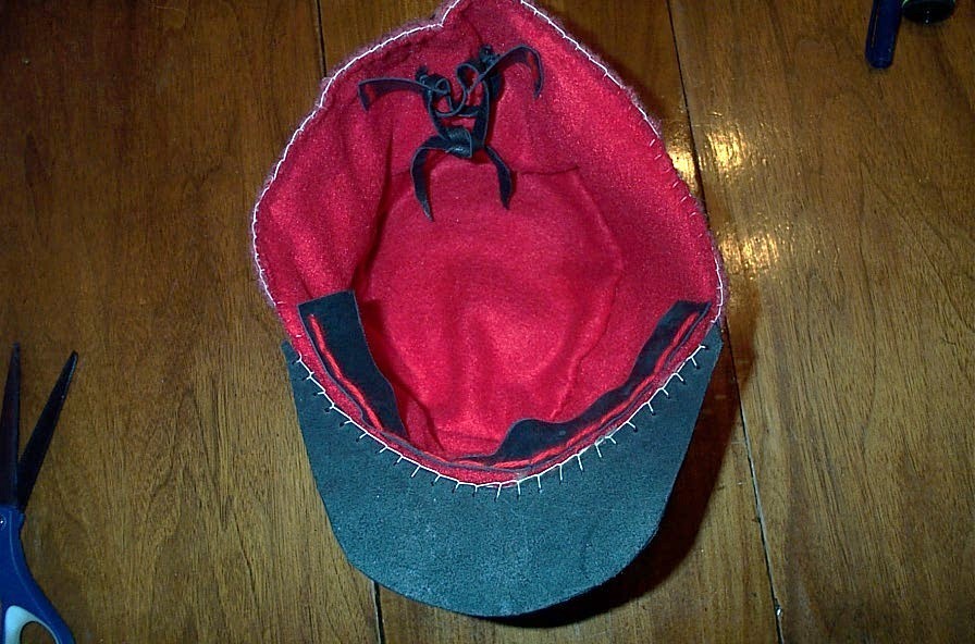 BLACK POWDER, MOUNTAIN MAN, WOOL FUR CAP