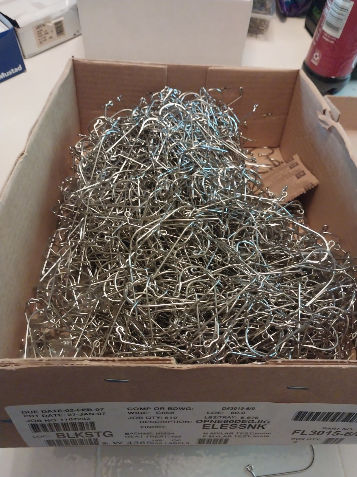 Nos 6/0 Hooks New In Box 2000  Hooks Came Out Of Storage Full Case Nickel Coated
