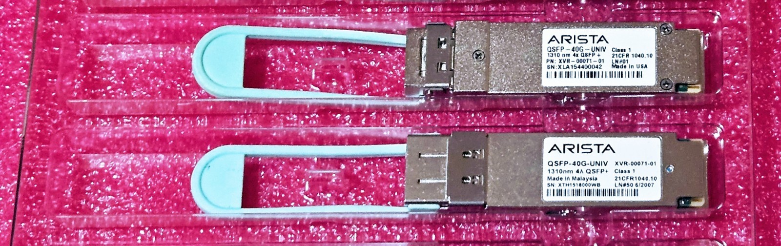 Genuine Arista QSFP-40G-UNIV XVR-00071-01 40G Univ QSFP+ 1310nm LC Transceiver