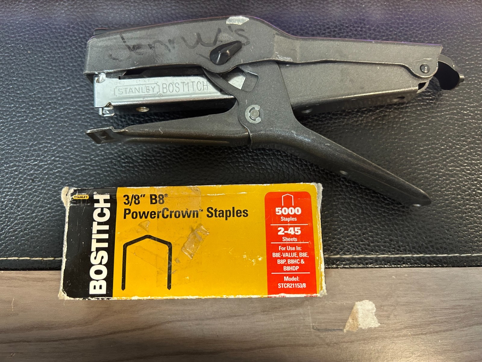 Stanley Bostitch B8 Heavy Duty Plier Stapler (Gray) with box of staples