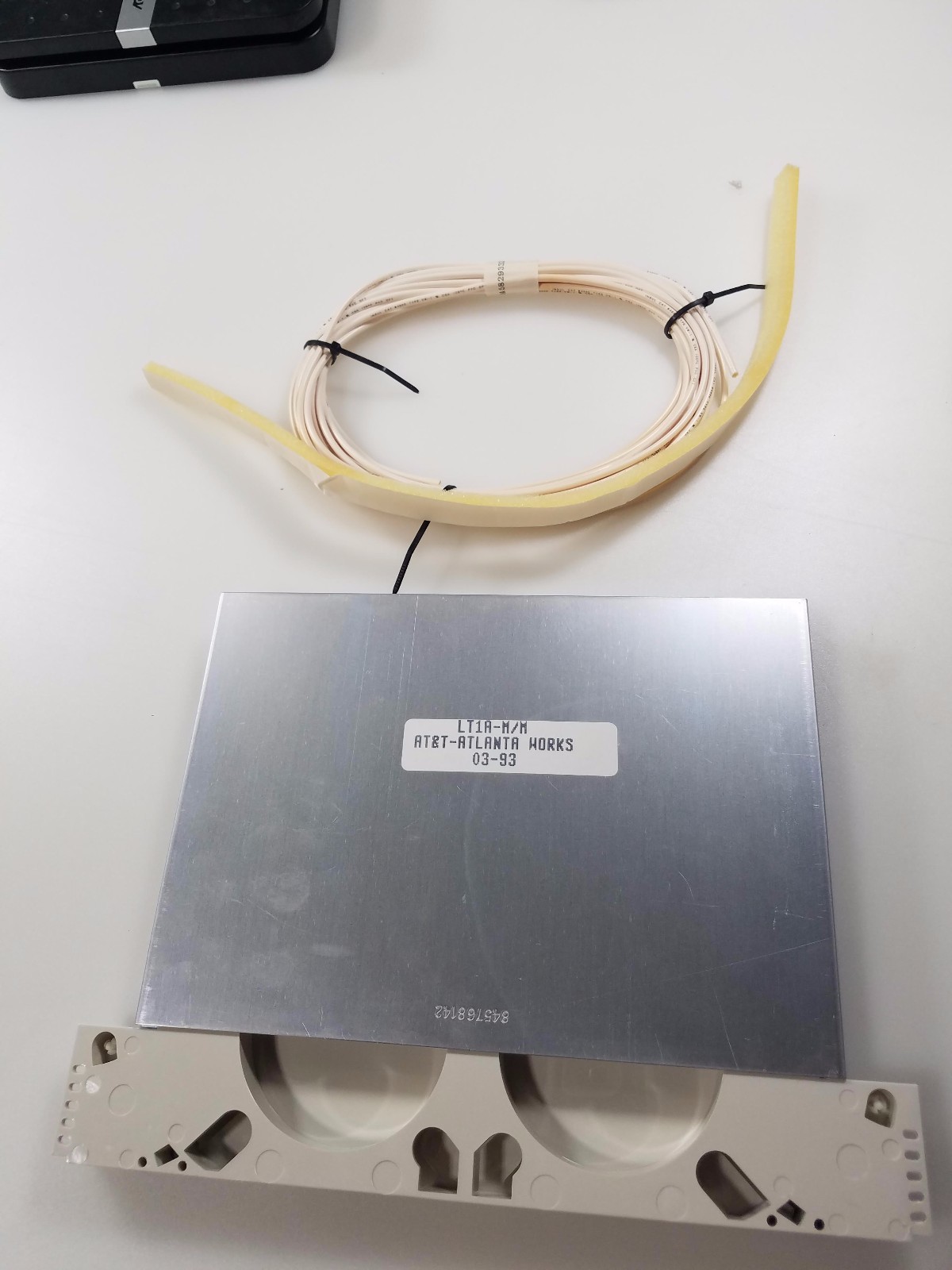 AT&T LT1A SPLICE ORGANIZER INSTALLATION