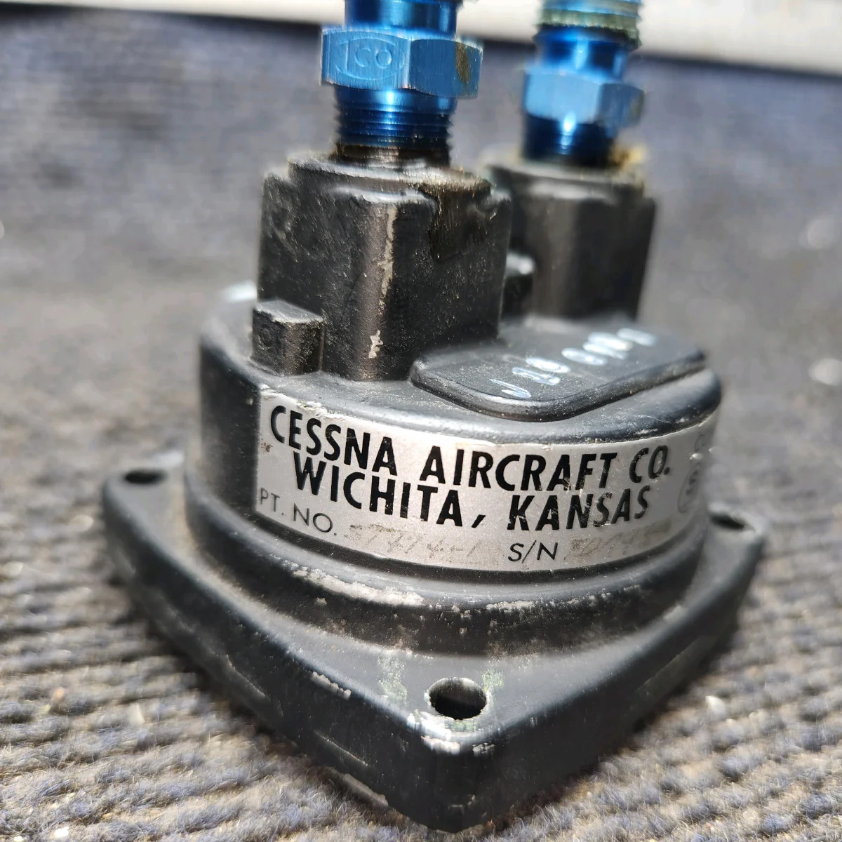 S1414-N1 | Standard Precision | cessna 150G | Suction Indicator