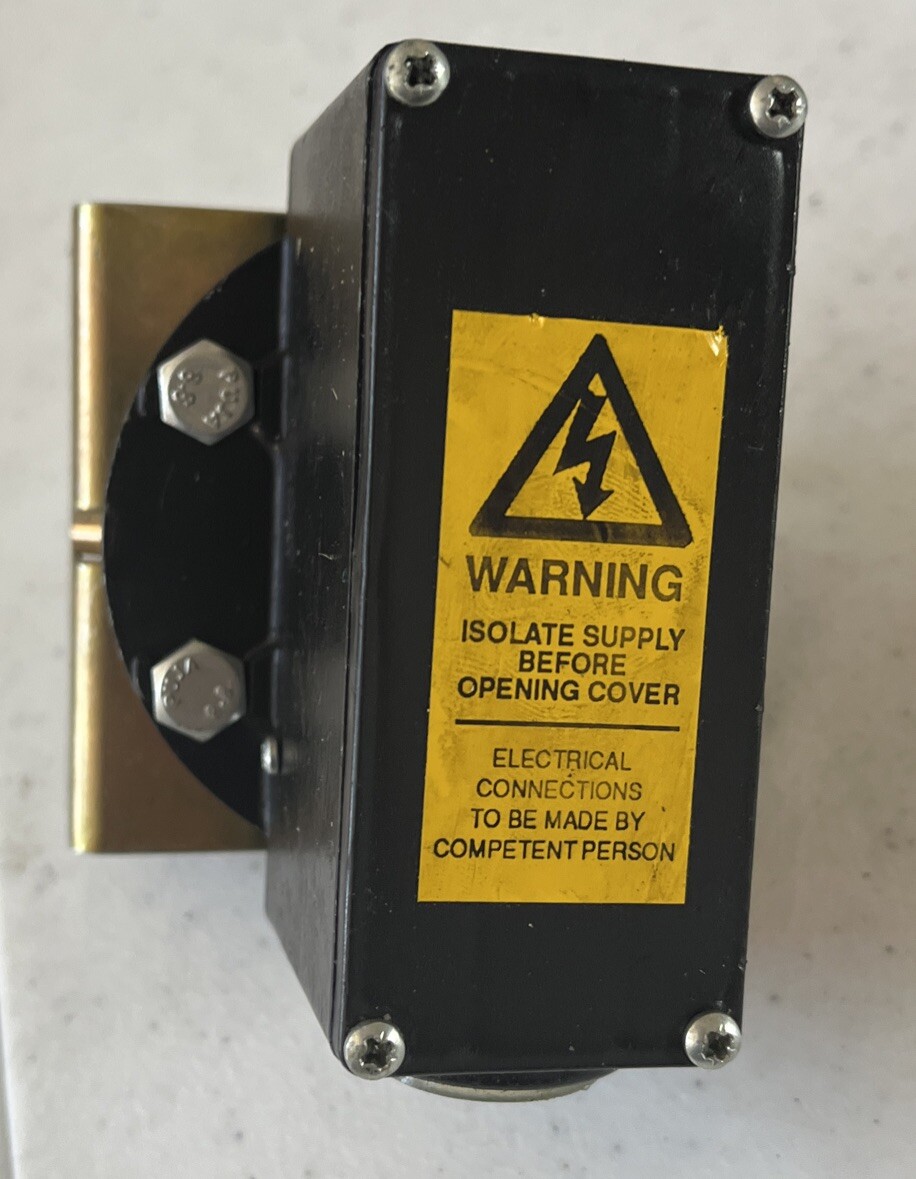 Bailey & Mackey Pressure Switch #41914051 Type 108