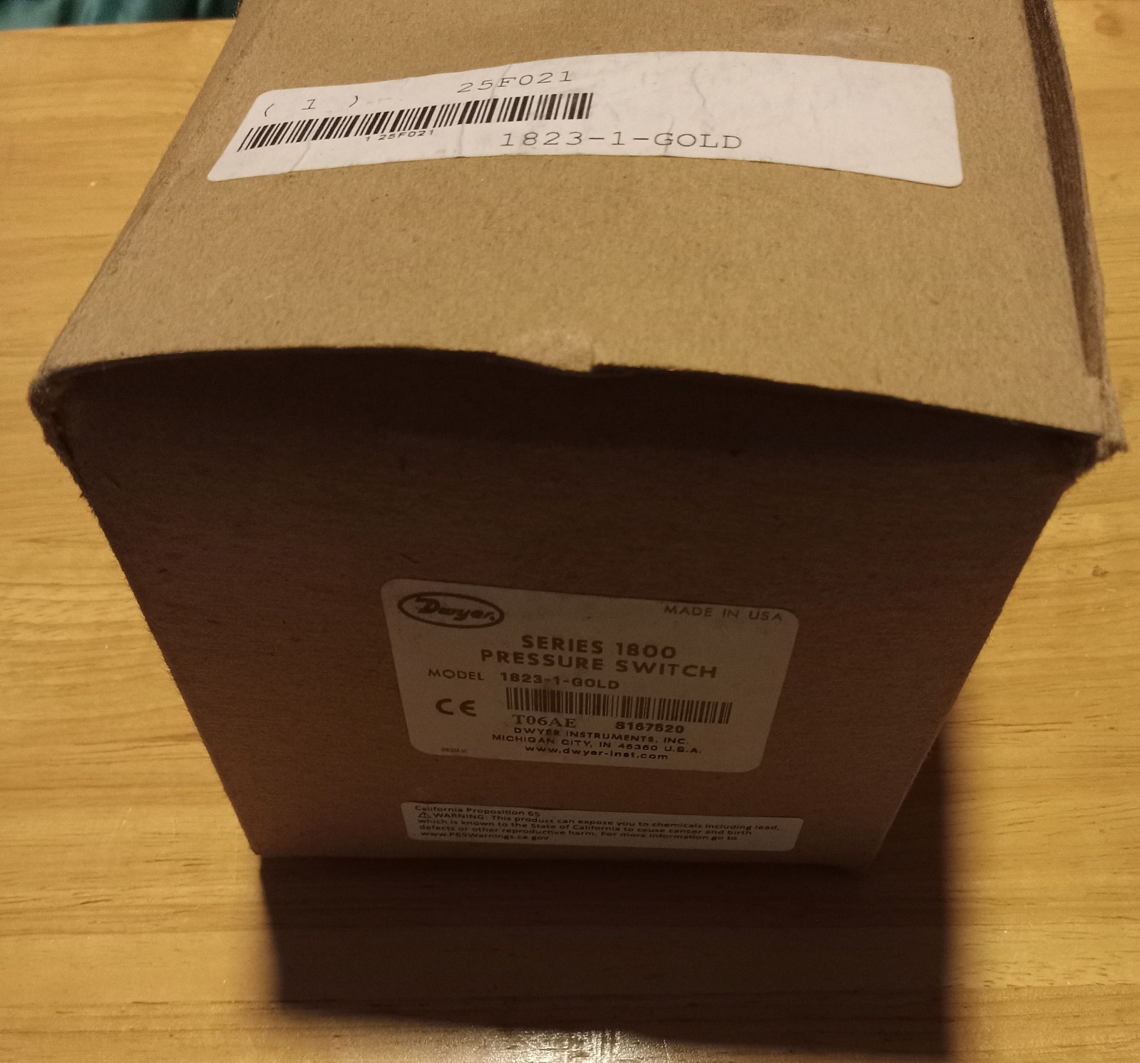Dwyer Instruments 1823-1-GOLD G1823-1 Differential Pressure Switch Range