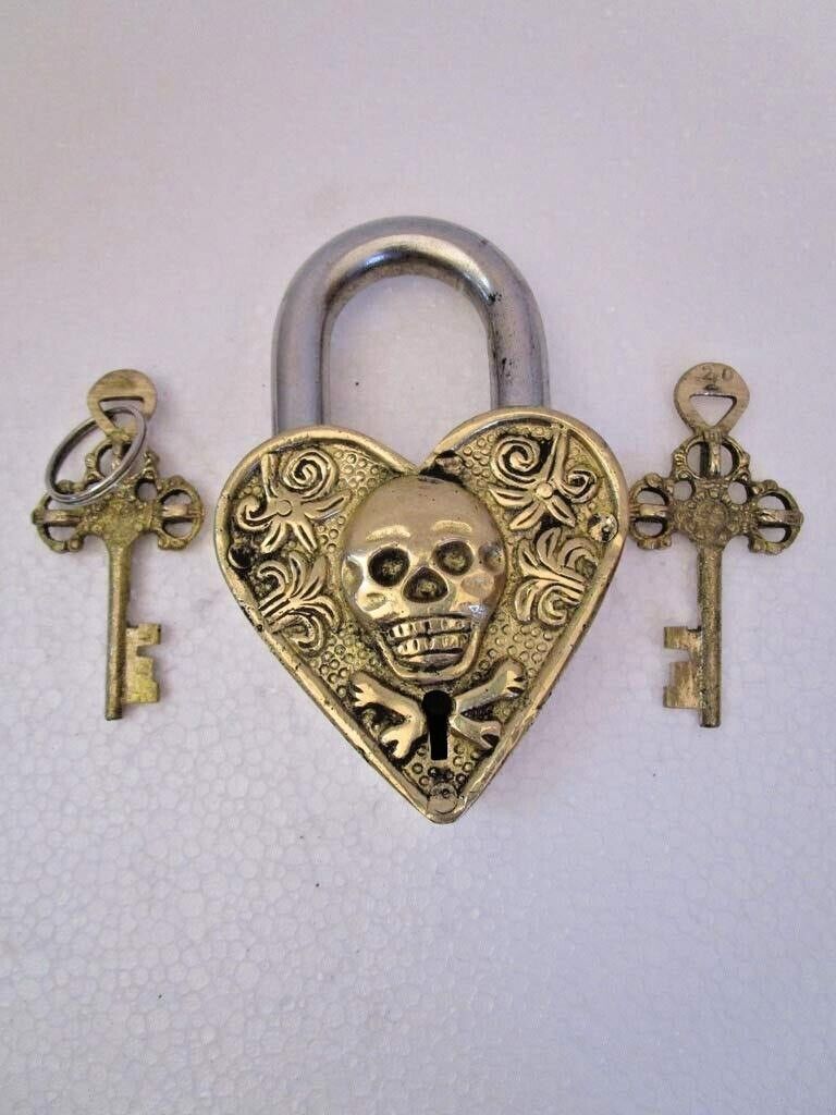 Vintage Style Handmade Heart Shape Brass Working Functional Padlock With Keys