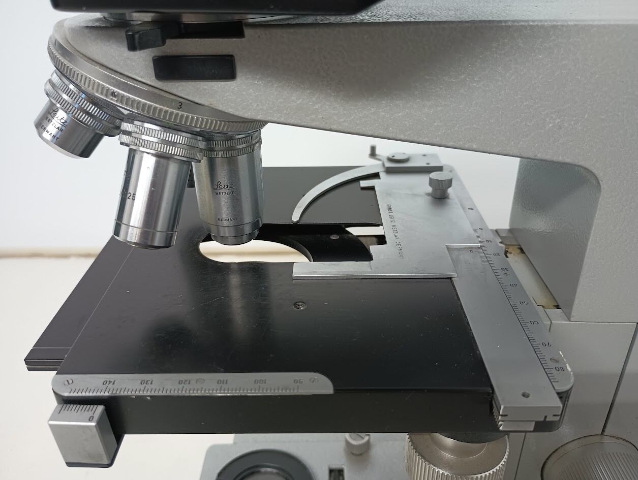 Vintage Leitz Wetzlar Dialux Microscope