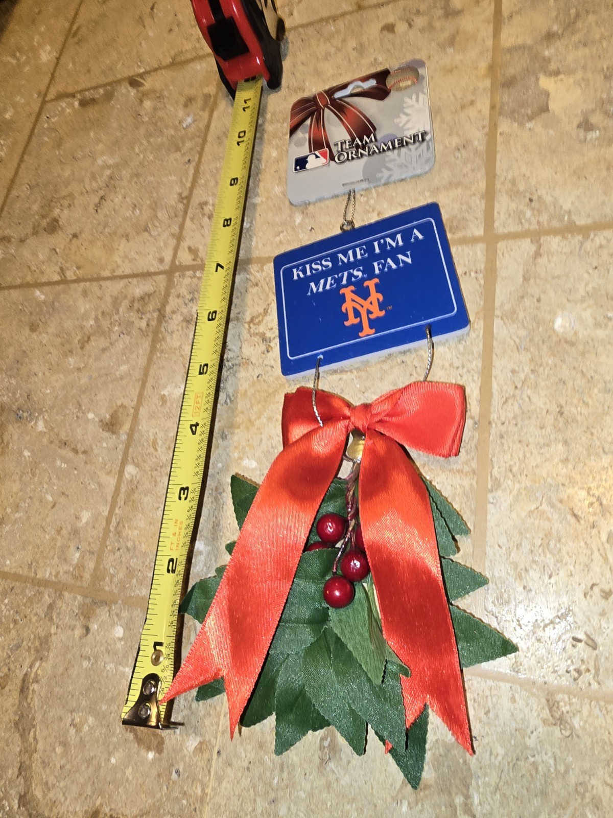 NEW YORK METS MISTLETOE CHRISTMAS TREE ORNAMENT KISS ME FOCO MR MET SHEA STADIUM