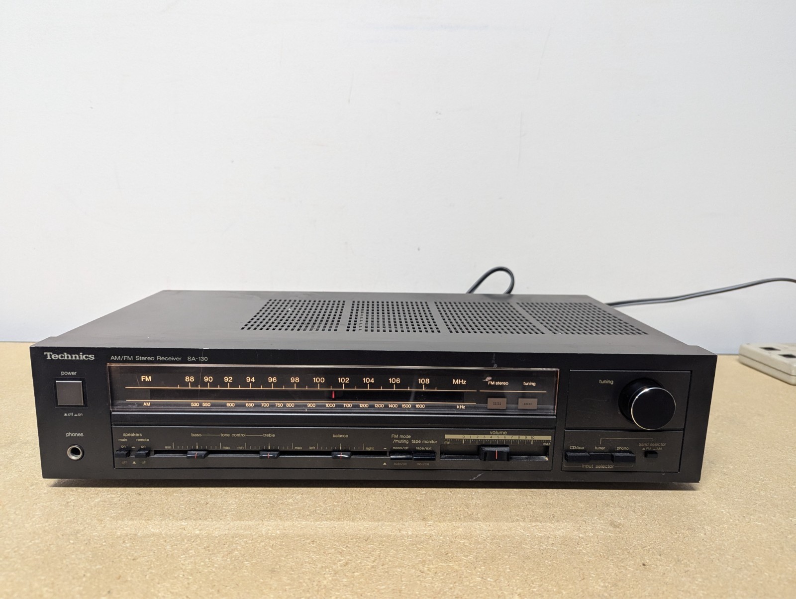 Vintage Technics SA-130 AM/FM Radio Stereo Receiver Black - For Parts