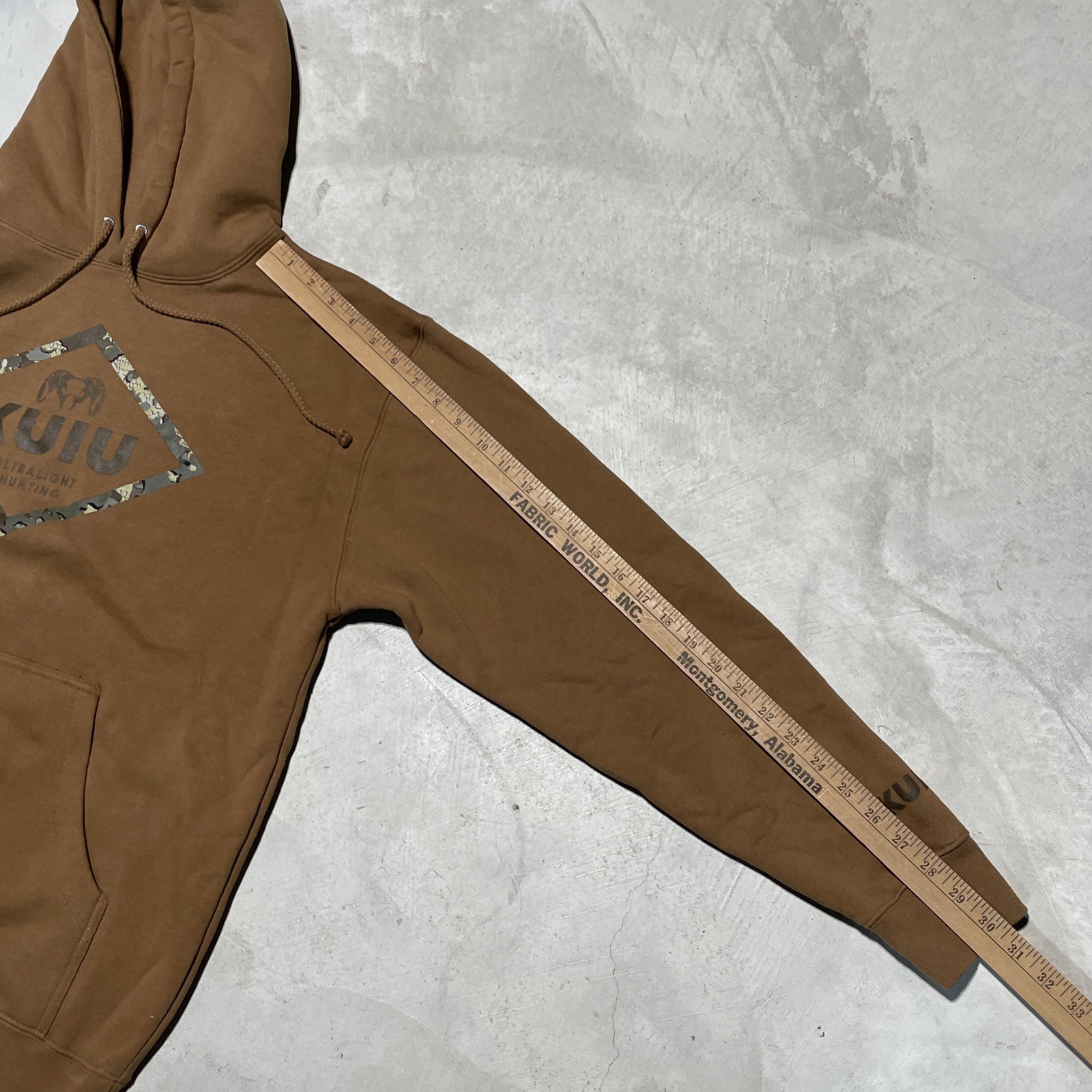 KUIU Hoodie Sweatshirt Men's SZ Medium Hunting Big Ram Heavyweight Cotton