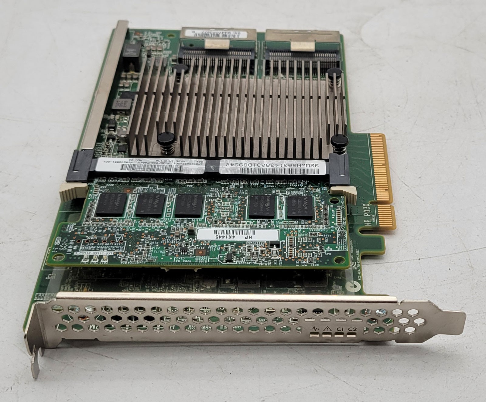 HP Smart Array P830 SAS 12Gb/s SATA/SAS 729637-001 RAID Controller Card