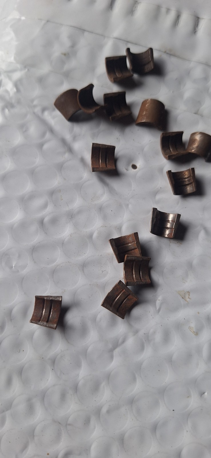 Wisconsin Engine valve spring retainer AH9 ( 1 pair )