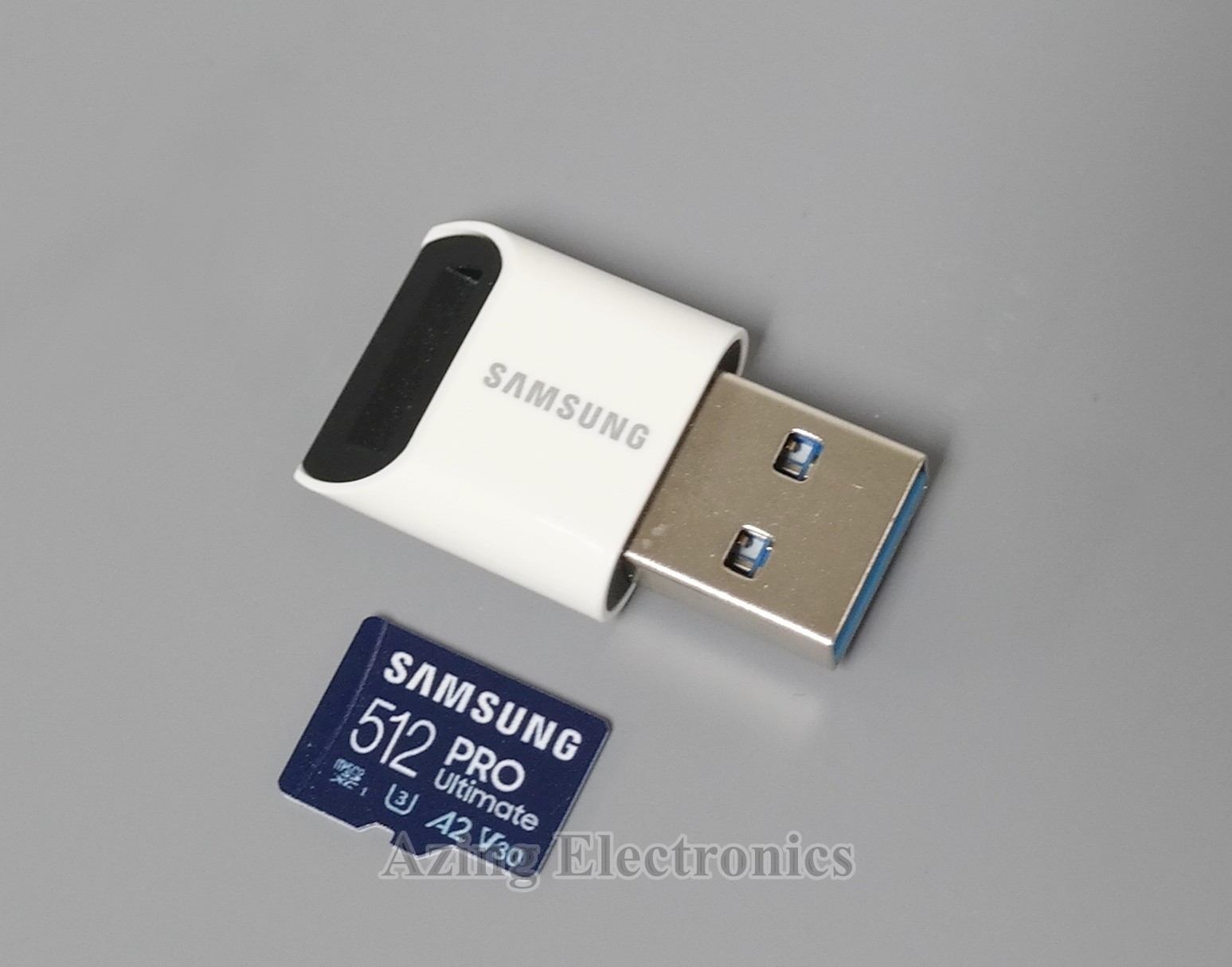Saumsung PRO Ultimate 512GB microSDXC with USB 3.0 Reader MB-MY512SB/AM