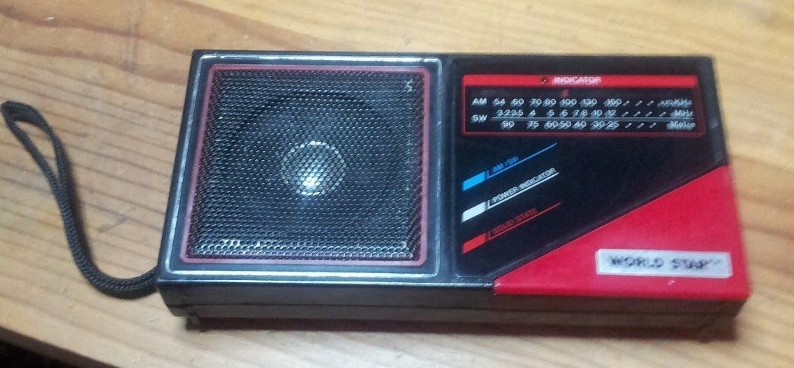 world Star Radio AM/SW working British Design, Tested and working....