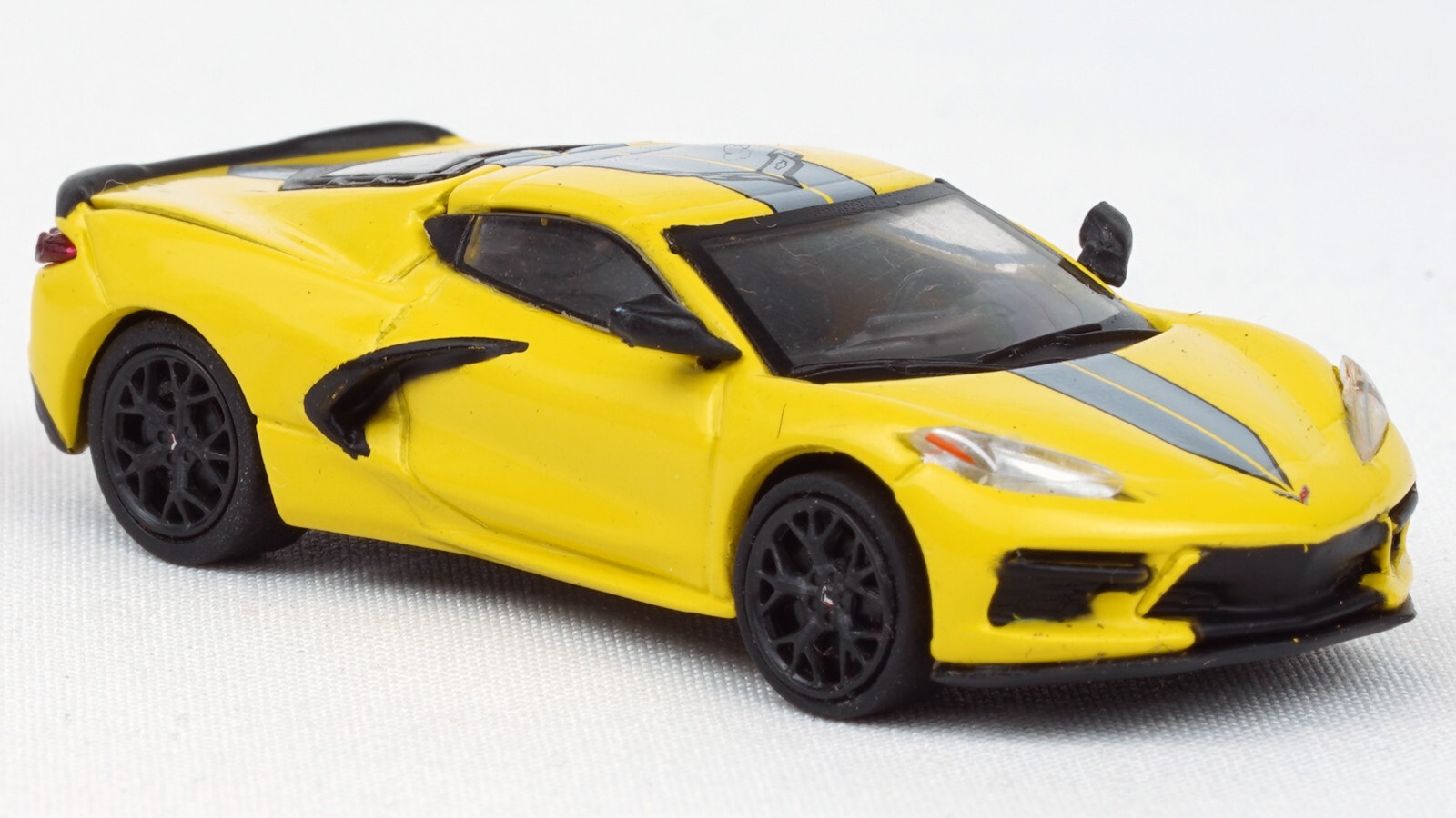 PCX87 Chevrolet Corvette C8 - Yellow/Silver Stripe 1/87 #PCX870672 HO Scale
