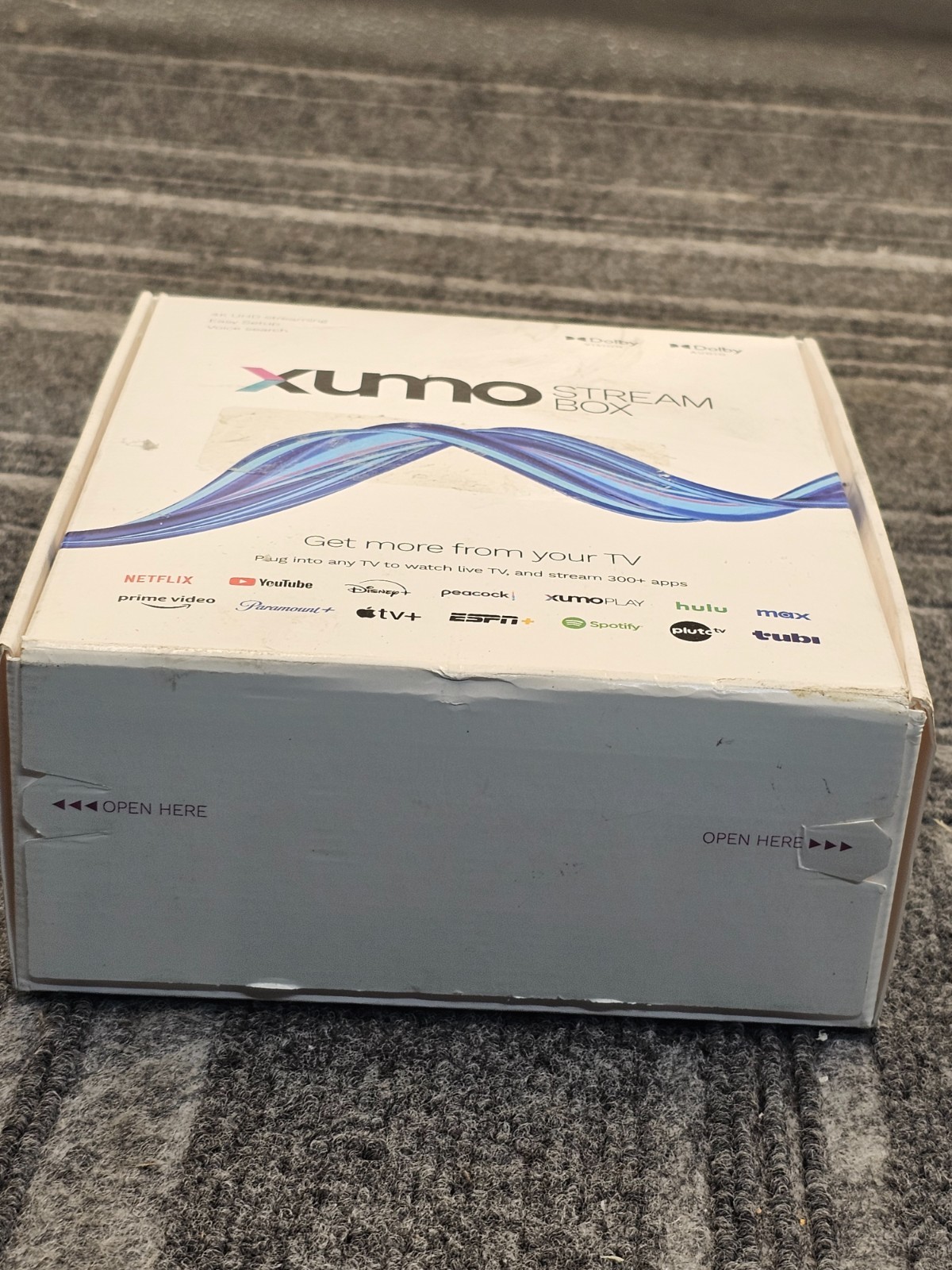 Xumo ESST11AEI Stream Box 4K UHD Streaming Device Dolby Vision & Audio