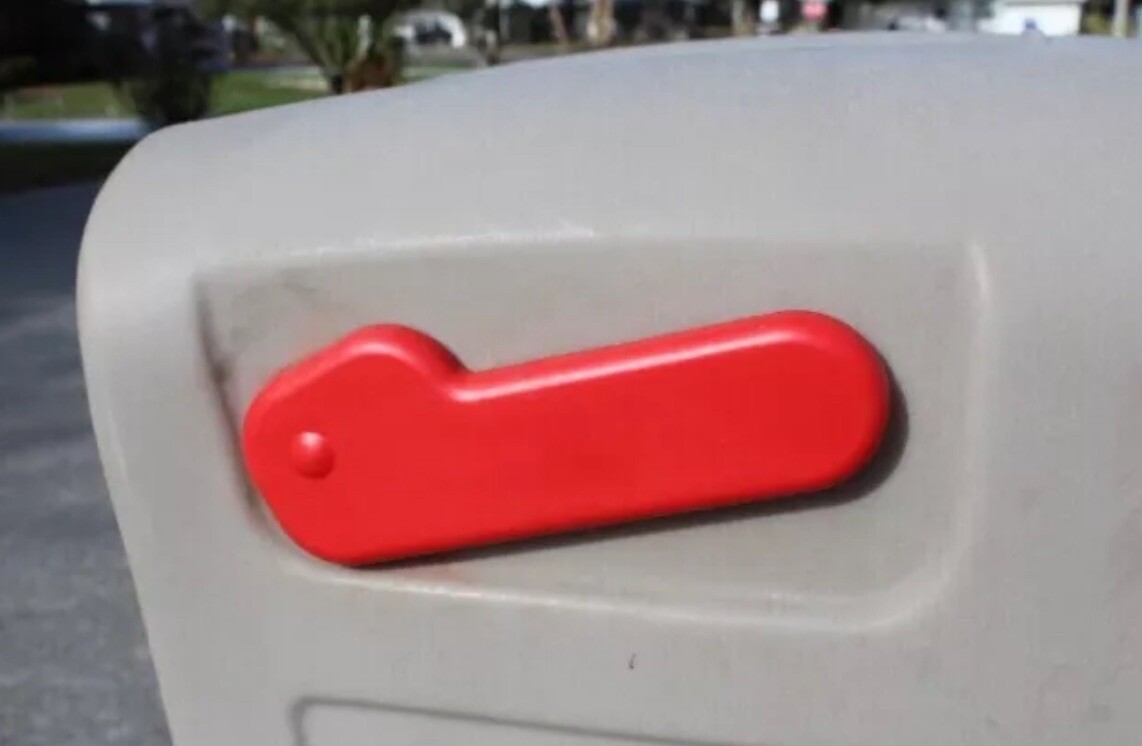 Step2  Mailbox Mailmaster Plastic FLAG Replacement - New - FAST SHIPPING
