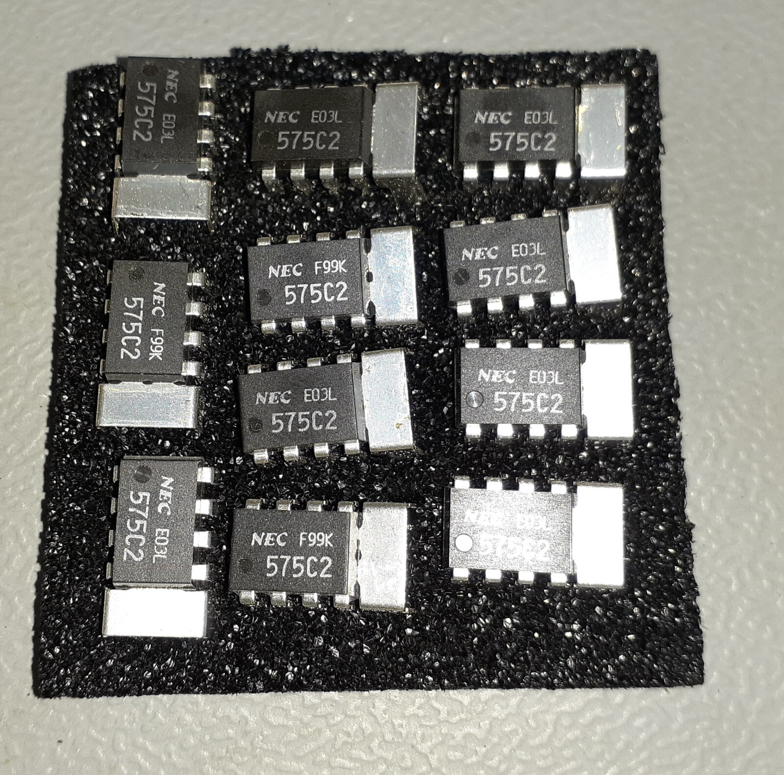NEC upc575C2 NOS Amplifier Chip.