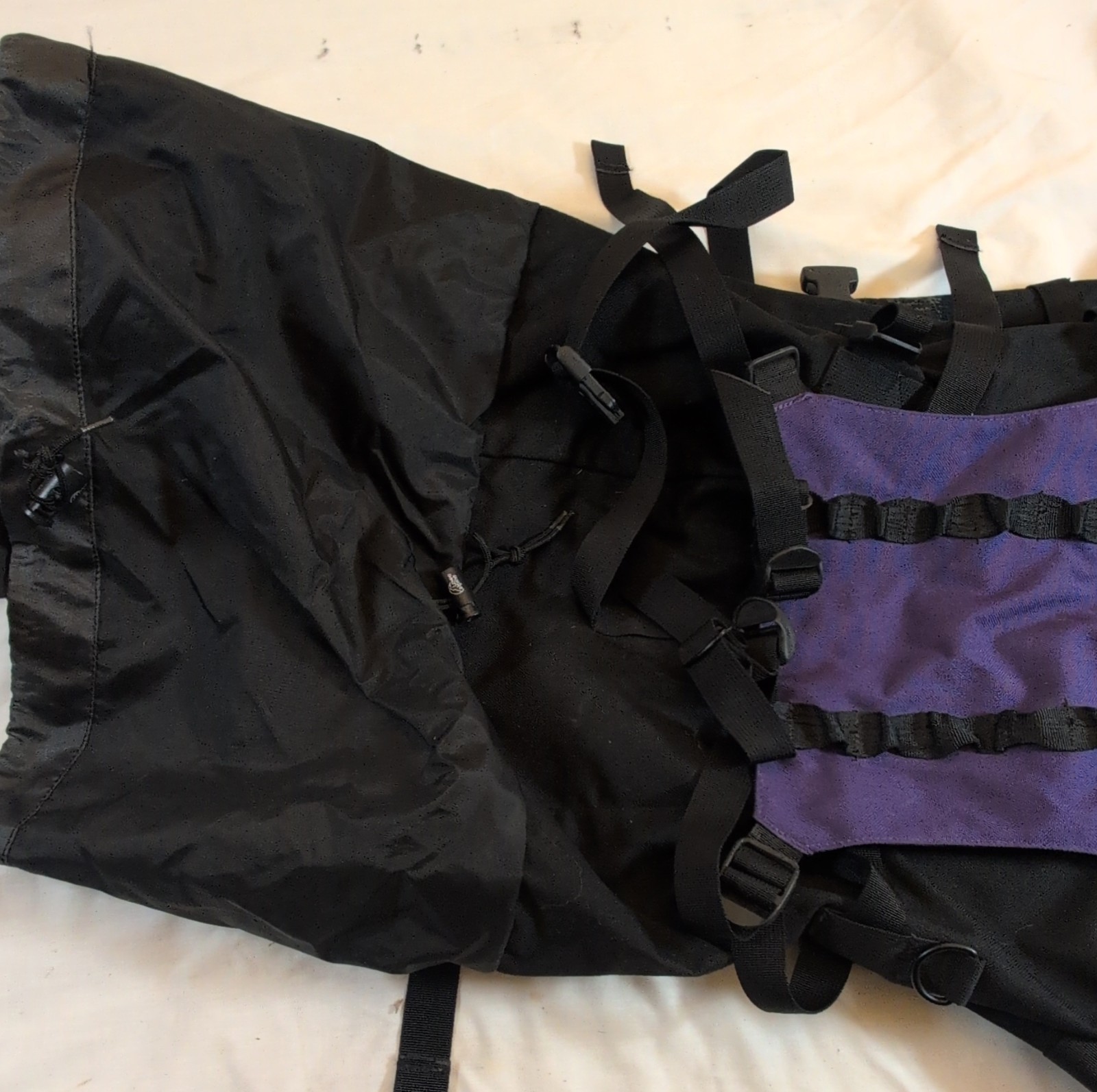 Vintage Lowe Alpine Arete 55 + 10 Internal Frame Backpack