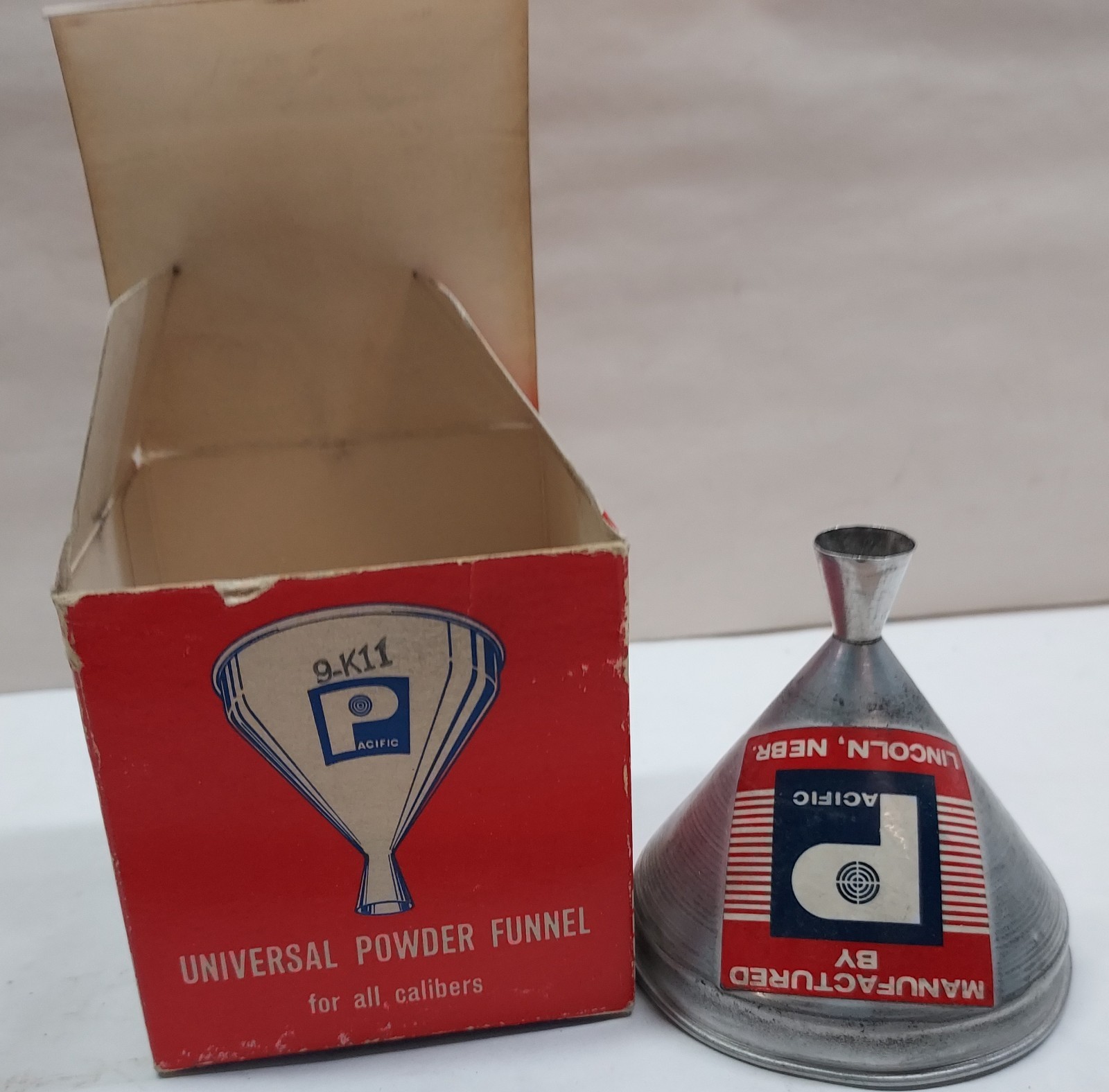 Pacific Universal Powder Funnel (Model 9-K11)