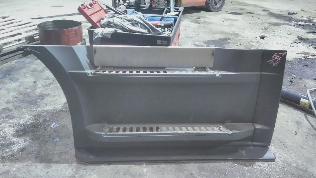 For 2022 FREIGHTLINER CASCADIA 126 SIDE FAIRING Left , OH