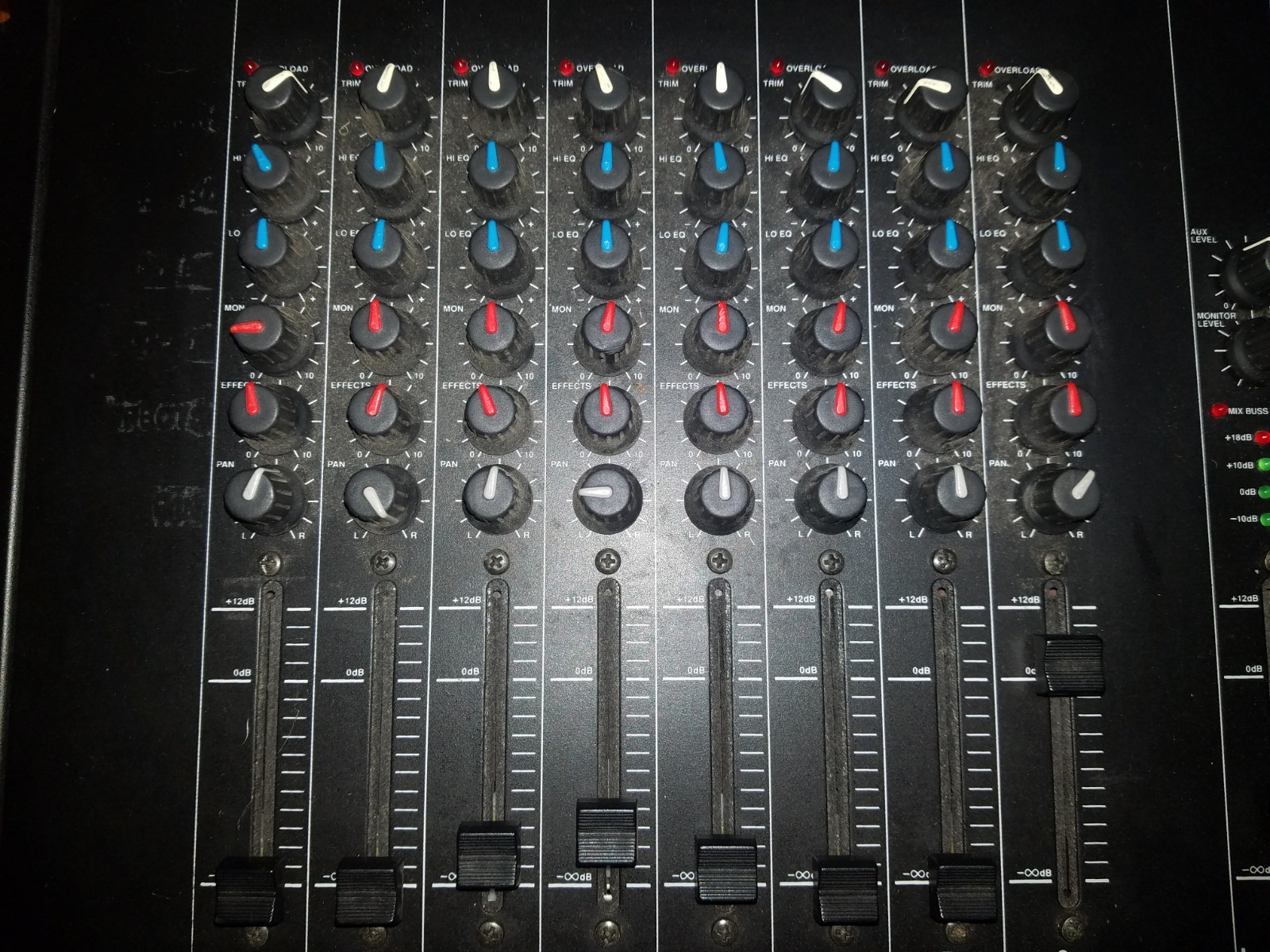 DOD 820 RM Miixer 8 Channel