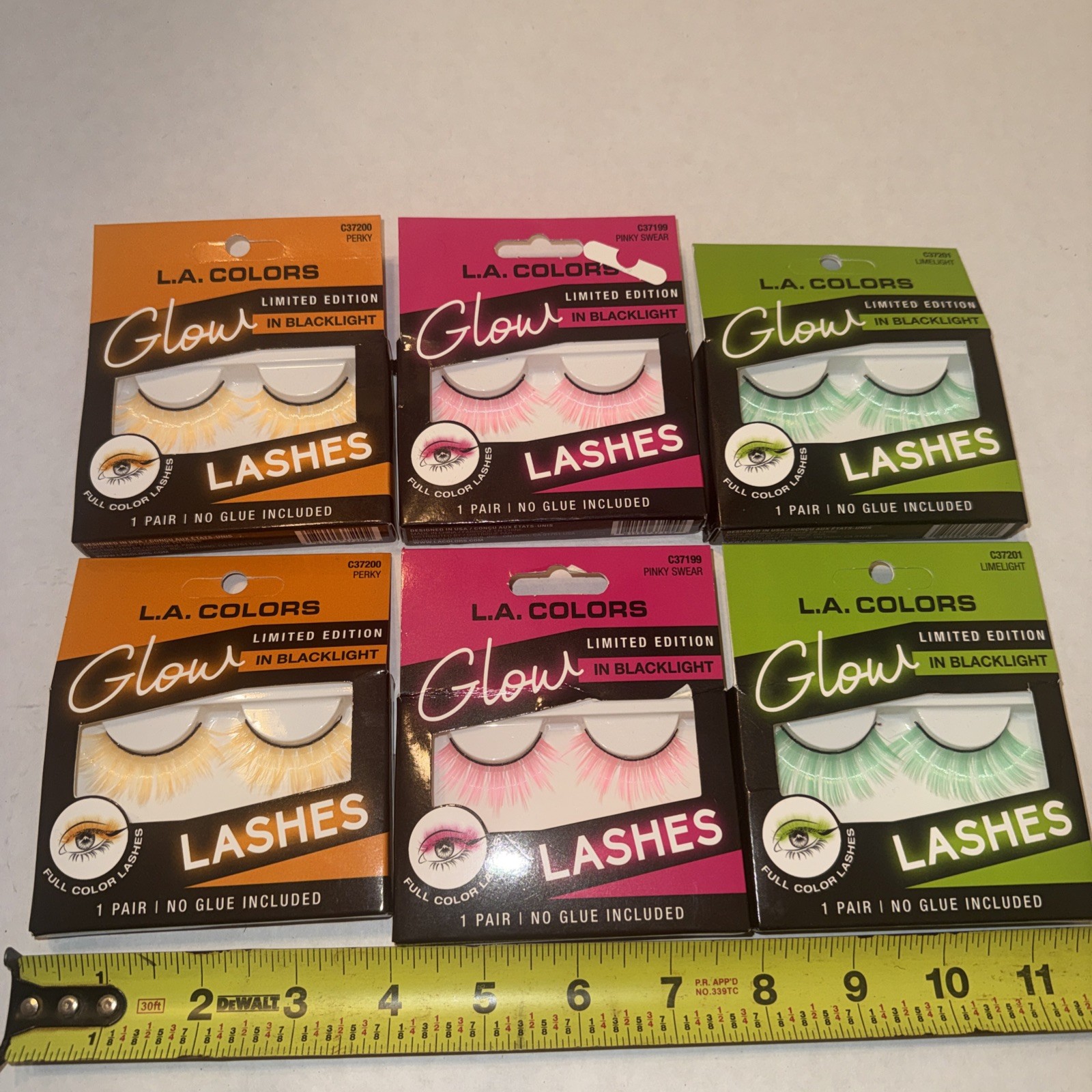 LA COLORS Glow Lashes - GLOW IN BLACKLIGHT LIMITED EDITION Lot Of 6 2PCKS Sealed