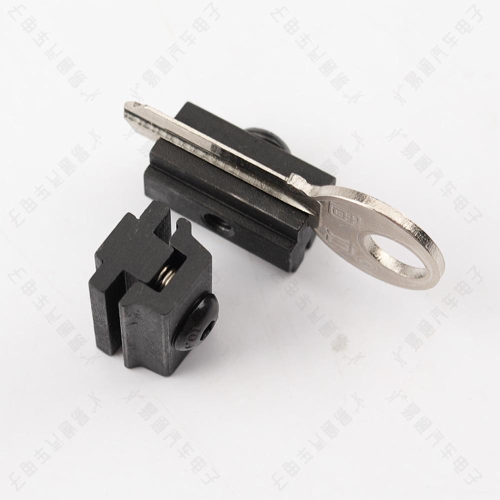 New Key Clamp 2PC Vertical Fixture Tooth Opening Locksmith Double-side