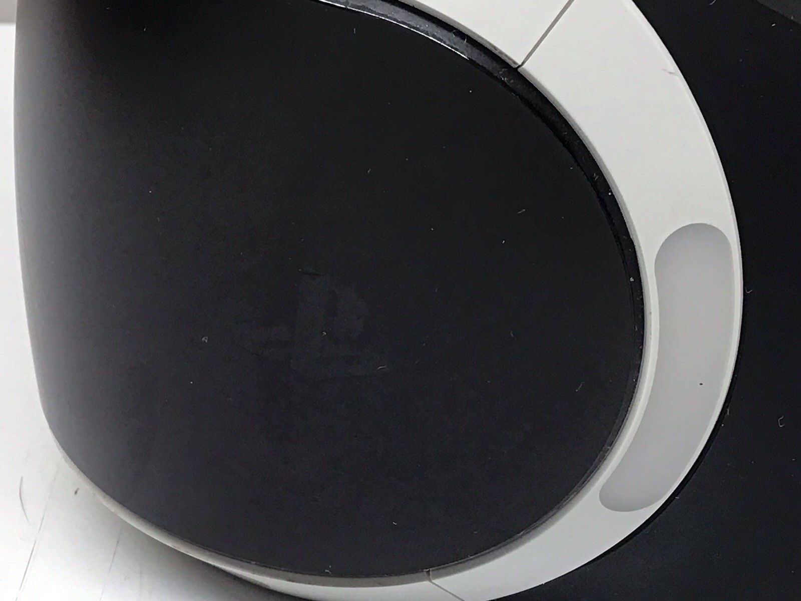 Sony PlayStation 4 PS4 Virtual Reality VR Headset Bundle White CUH-ZVR1 READ