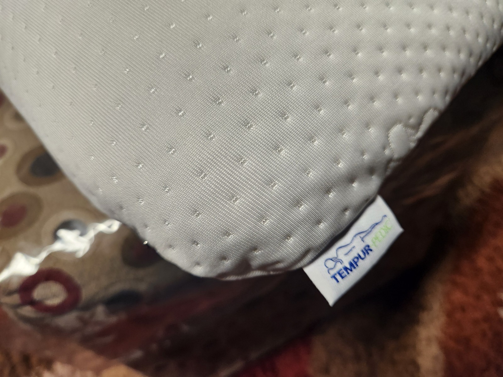Tempur-Pedic Memory Foam Symphony Pillow Luxury Soft Feel White Standard|MSRP$99