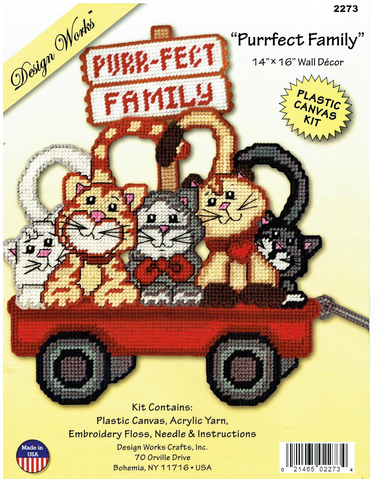 PURRFECT FAMILY WALL HANGING  plastic canvas  PATTERN (#TF0524)