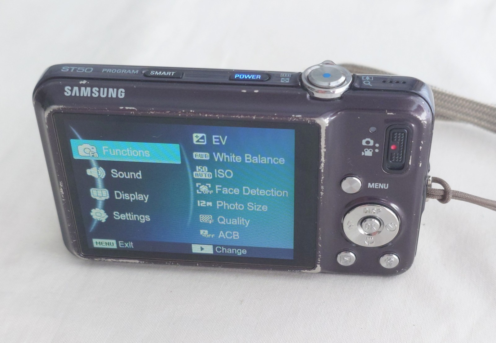 Samsung ST50 12.2MP Digital Compact Camera, With Charging Cable - Working Order