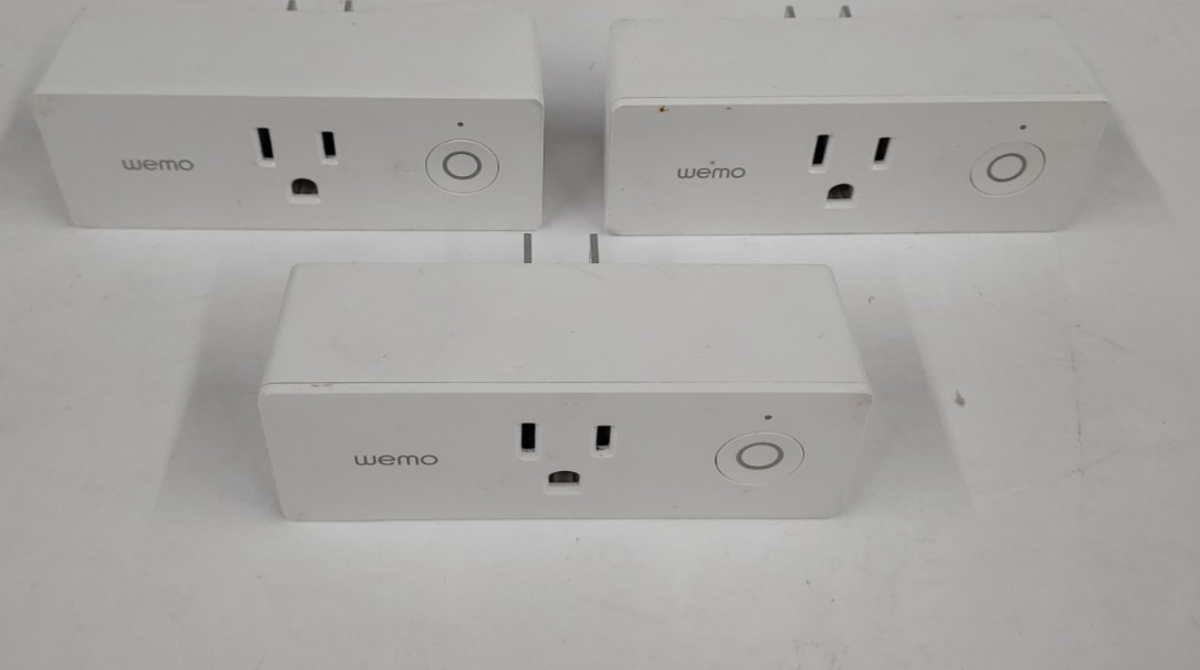 WeMo WiFi Enabled Mini Smart Plug White F7C063 Lot of Three (3) Tested Working