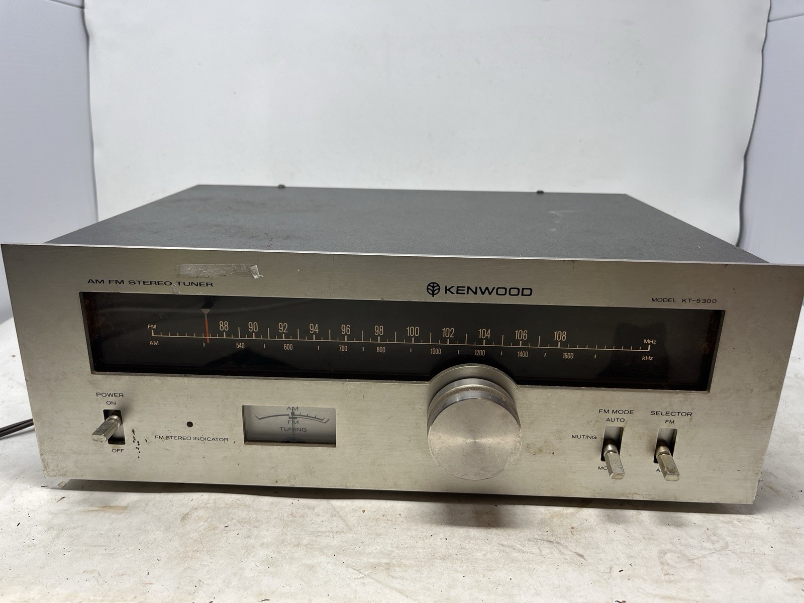 Vintage Kenwood KT-5300 AM FM Stereo Tuner Silverface Japan