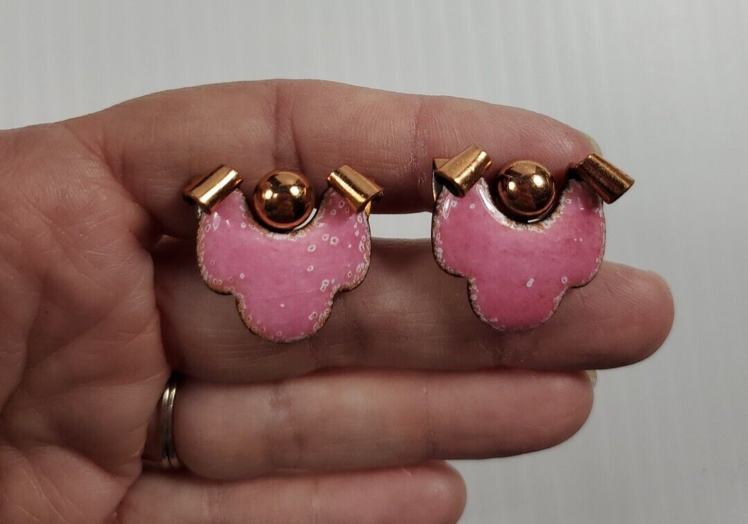 Mid-Century Enamel Screw back Earrings in Copper Pink