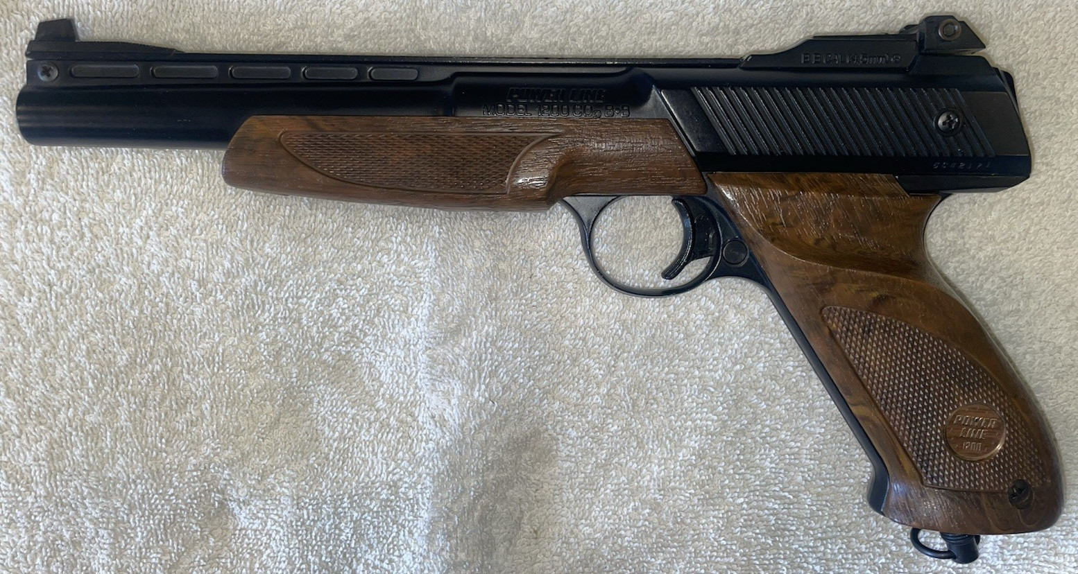 Vintage 1985  Daisy Power Line 1200 CO₂ Co2 BB Gun Pistol with low Lot # Number