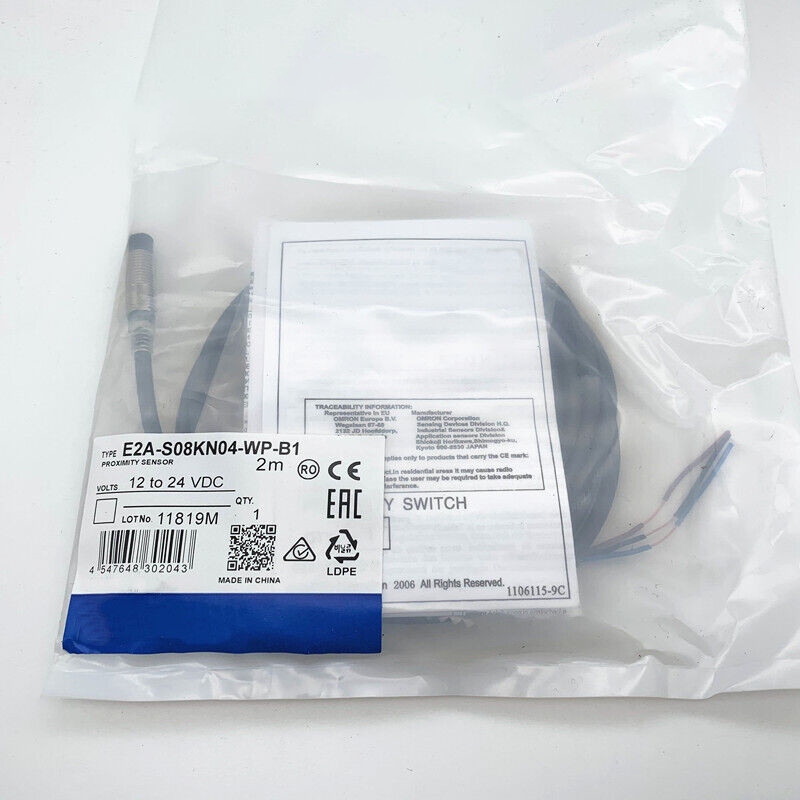 1PC New Omron E2A-S08KN04-WP-B1 Proximity Sensor Free Shipping
