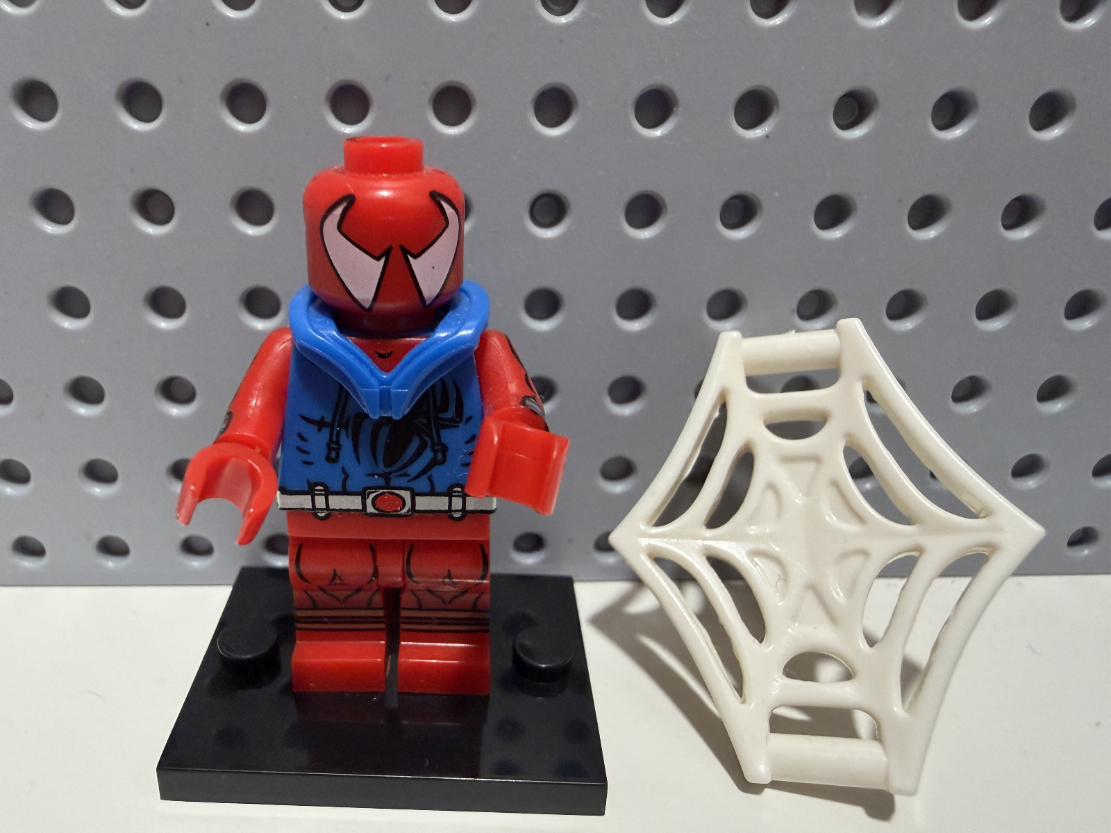 LEGO Marvel Spider-Man Scarlet Spider Punk Custom MInifgure New