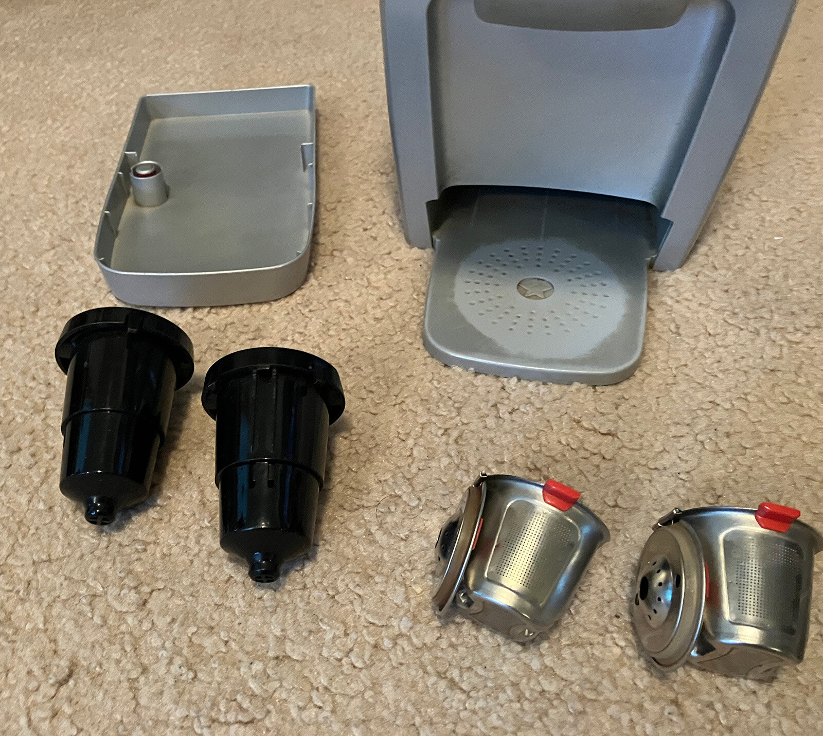 Keurig K10 MINI Plus Brewing System Silver, Reusable K-Cup – Accessories, Extras