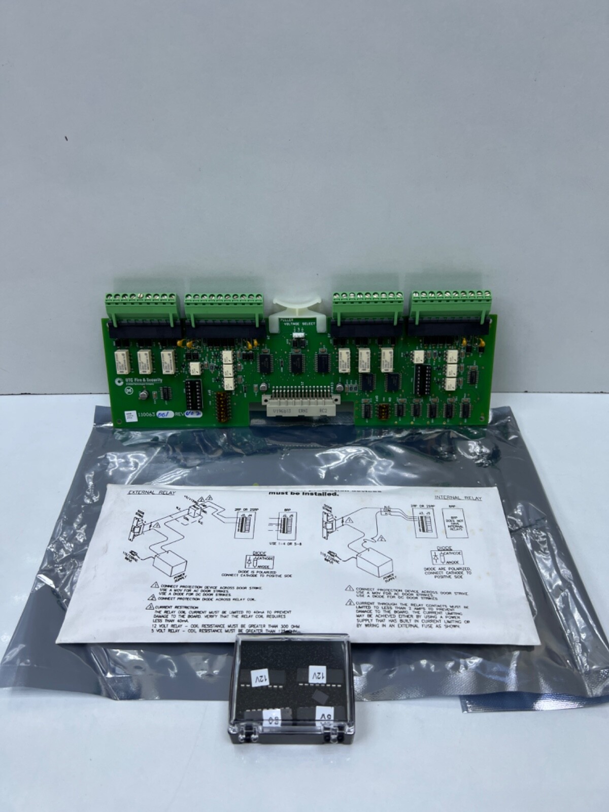 UTC GE Interlogix Access Control 110063001 V02 RP Reader Interface Unsupervised