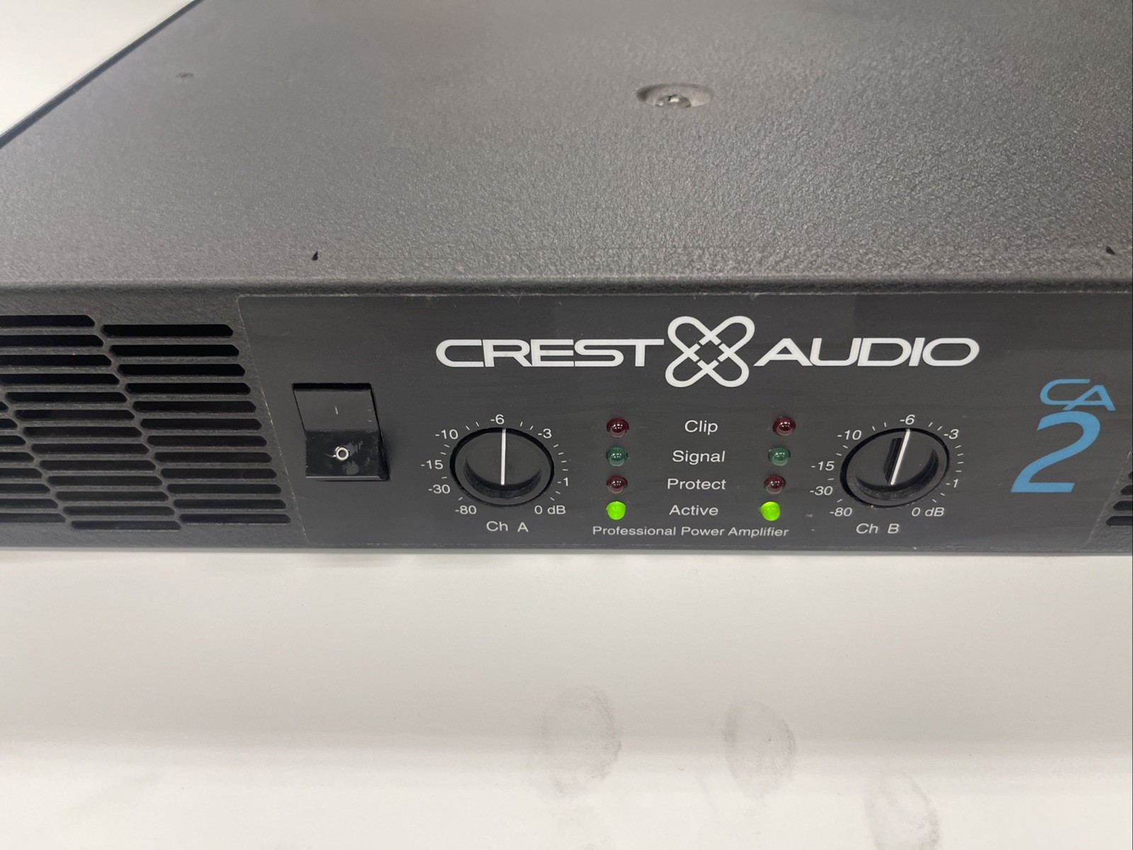 Crest Audio Power Amplifier