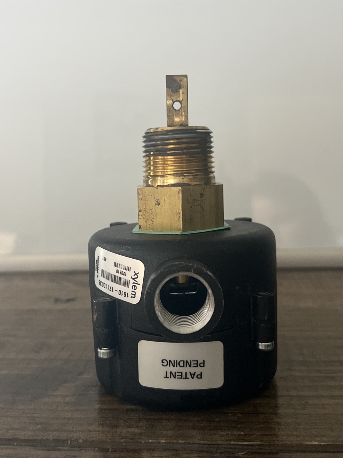 McDonnell Miller FS254 General Purpose Liquid Flow Switch