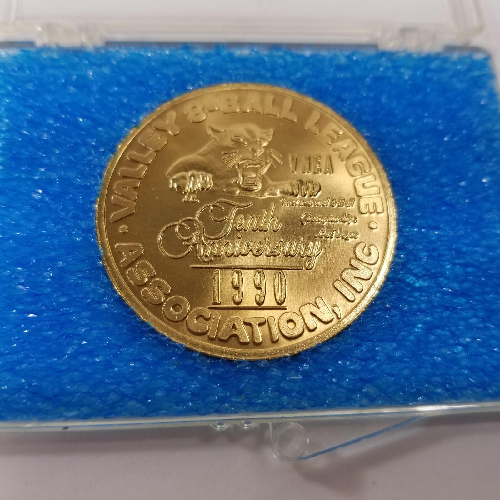 VNEA 8 Ball Valley Pool League 1990 10th Anniversary Riviera Las Vegas Coin